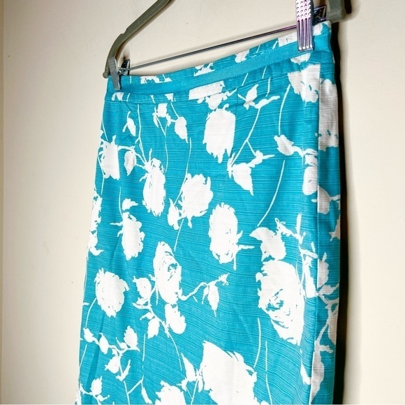 BODEN Floral Pencil Skirt - Picture 2 of 4